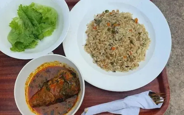 Hubbies Royale Hotel