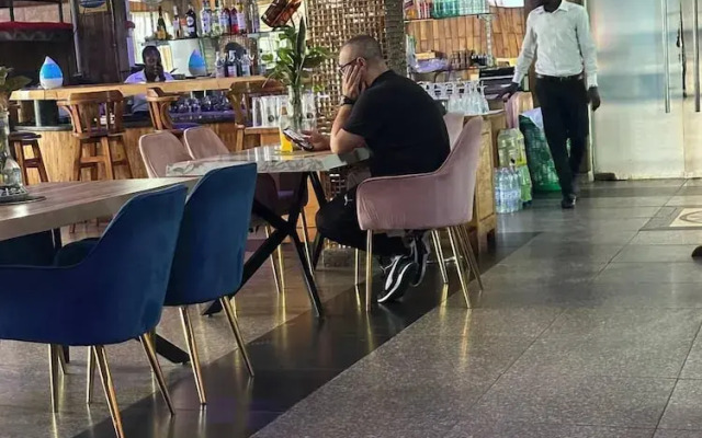 Freedom Palace Hôtel