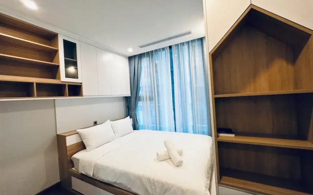 Apartment with residence