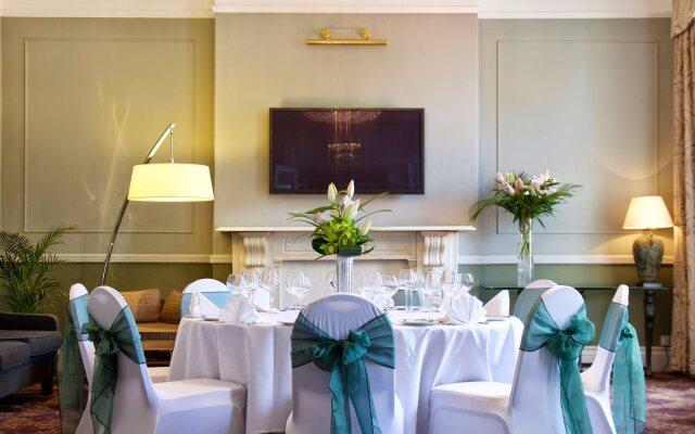 London Chigwell Prince Regent Hotel, BW Signature Collection