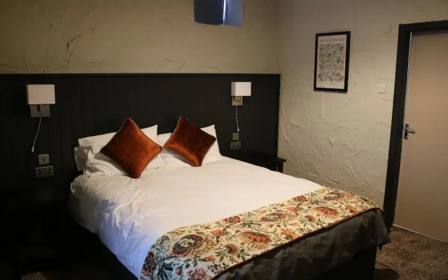 Black Dog Inn