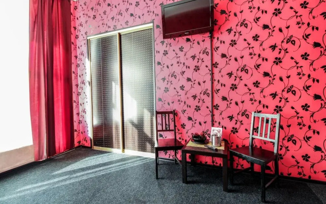 SuperHostel on Vosstaniya 35