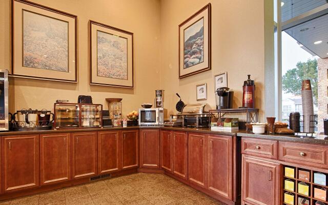 Best Western Plus Gold Country Inn