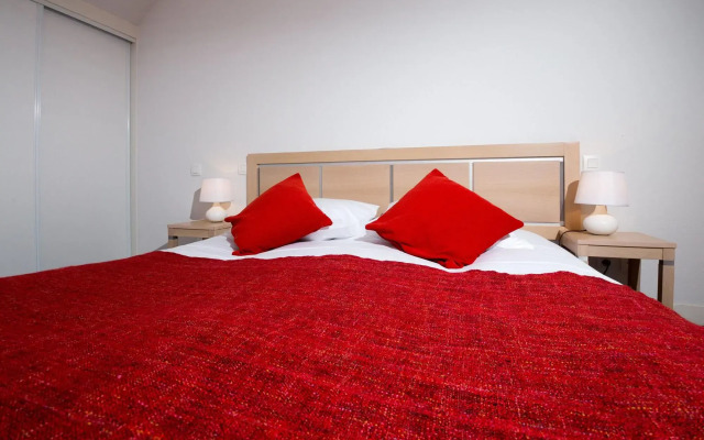 Gold Beach Hotel & Residence