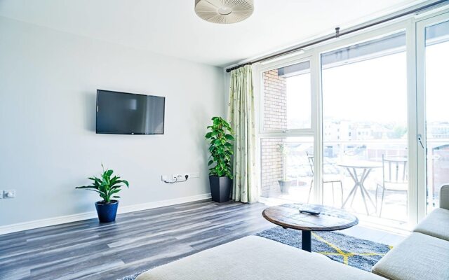 Spacious City Centre 3bed: Free Parking/elevator