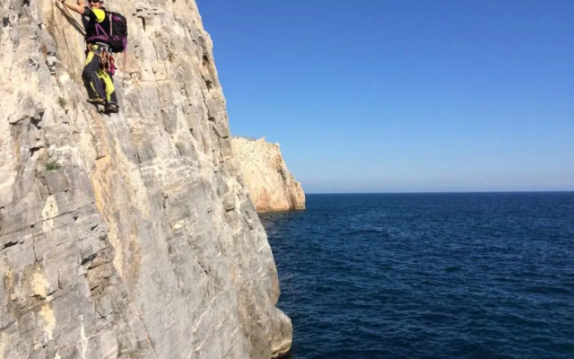 Il Pozzo E Il Melograno