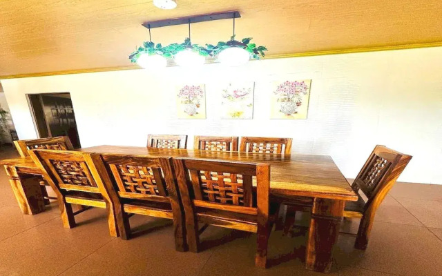 Villa Adelle At Silang