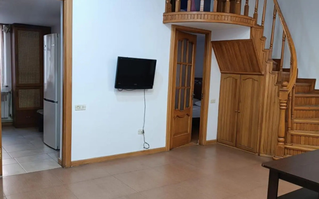 Rent Inn Yerevan (Рент Инн Ереван) на улице Налбандяна 27