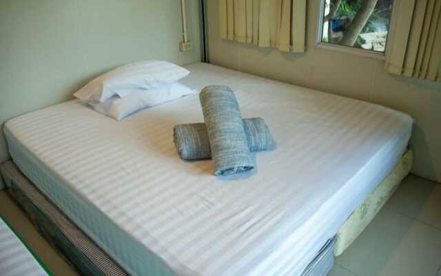 Beach Box Resort at Rimlay Rayong