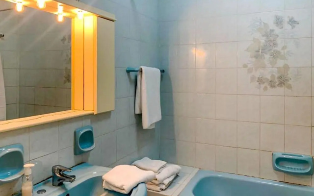 Sea and sun Views 2bd Apt Marsalforn Gozo