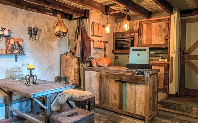 B&B Wood, Food & More