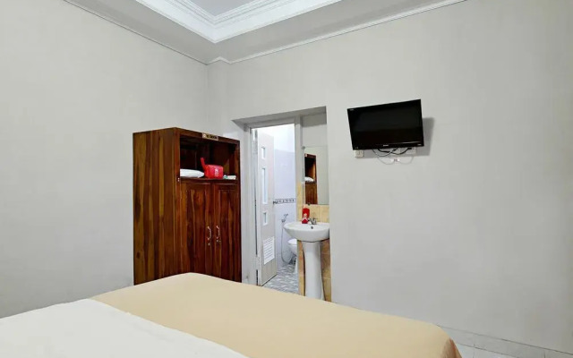 ZEN Rooms Sabana Urip Sumoharjo