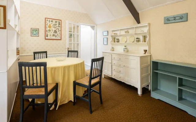 Host Stay Upper Lodge