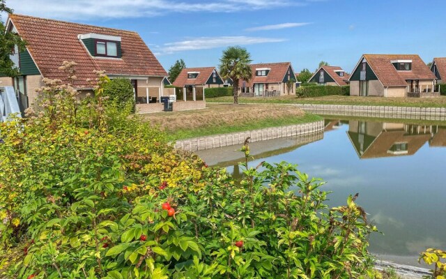 Stunning Home in Heinkenzand With Wifi and 3 Bedrooms