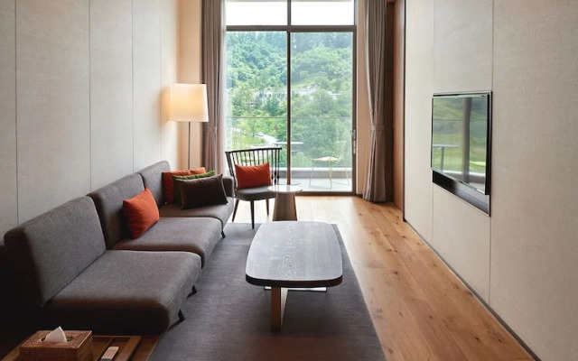 Sagewood Hongcheon Hotel