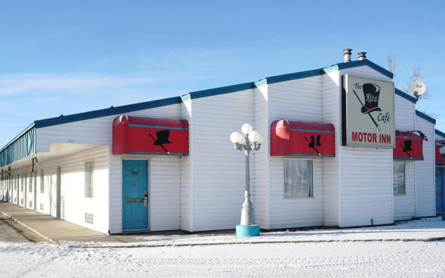 The Ritz Cafe and Motor Inn