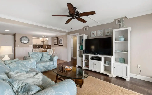 Castle Reef two bed two Bath Oceanview Condo