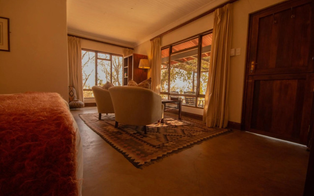 Fugitives' Drift Lodge