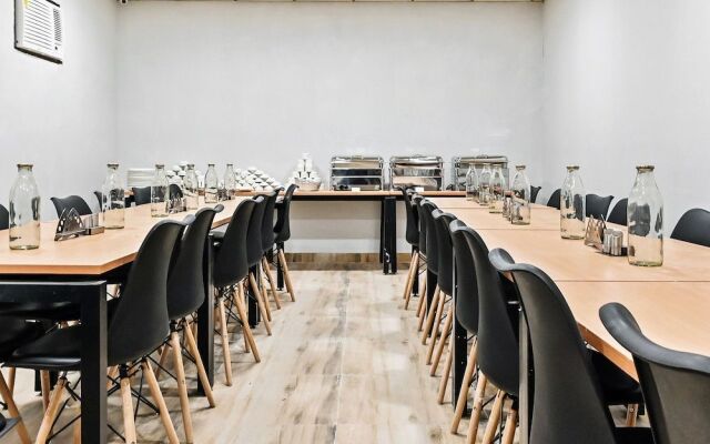 SilverKey Executive Stays 43483 near A One Hospital