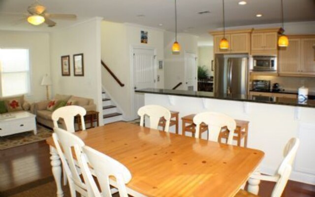 Sunsetter #5538 - 4 Br Home