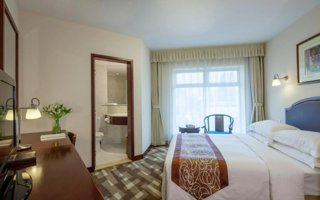 Beijing Landmark Hotel