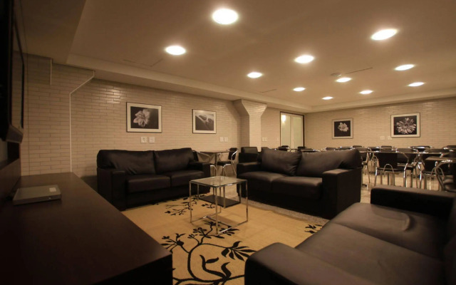 Hotel Confiance Batel