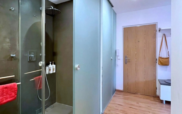 Jana's apartment, free parking