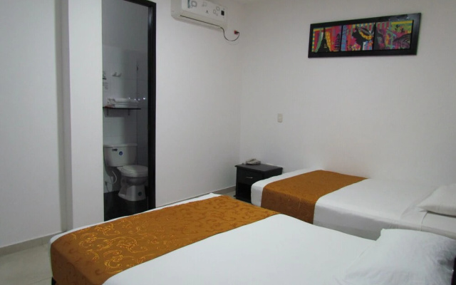 Hotel Diamonds