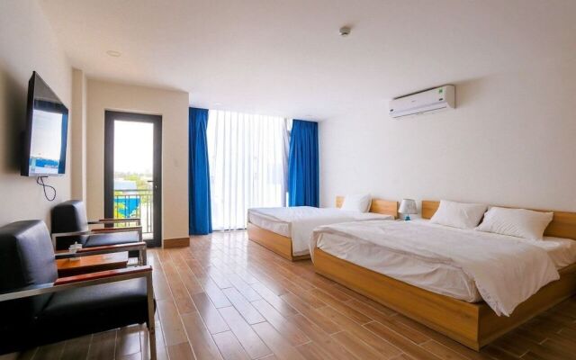 Coral Apartment
