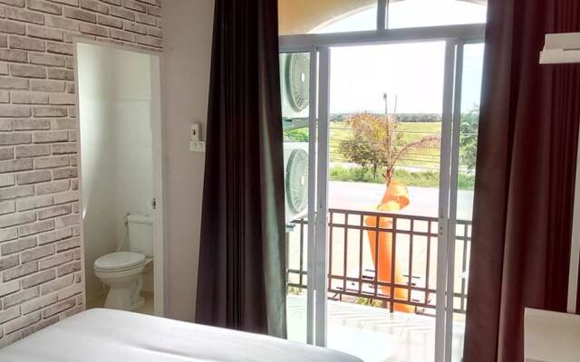 Suratthani Airport Mini Hostel
