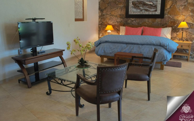 Casa Corazón de Plata Suites