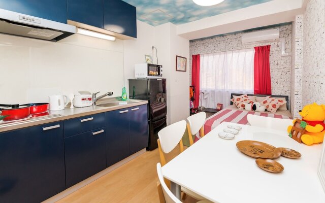 Sunny and Comfortable  Apartment 73