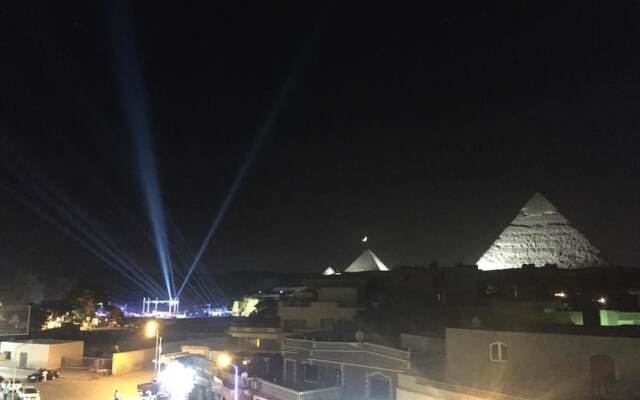 The Pyramids Inn Cheops