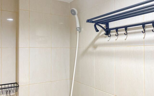 Simply Look And Homey 1Br Osaka Riverview Pik 2 Apartment