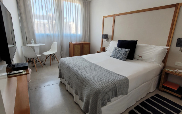 Mine Hotel Boutique