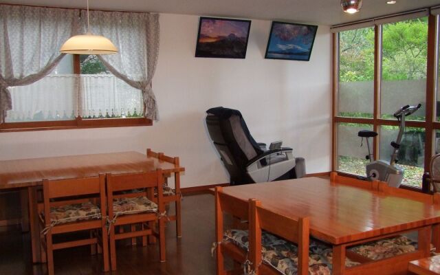 Kawaguchiko Pension Woodstock