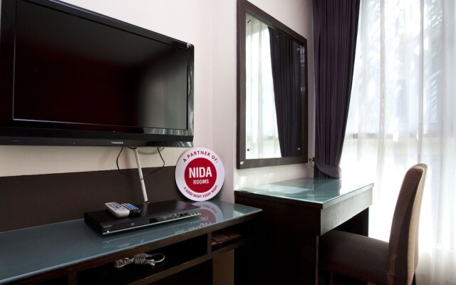 NIDA Rooms NaNa le Metro Sukhumvit Soi 4