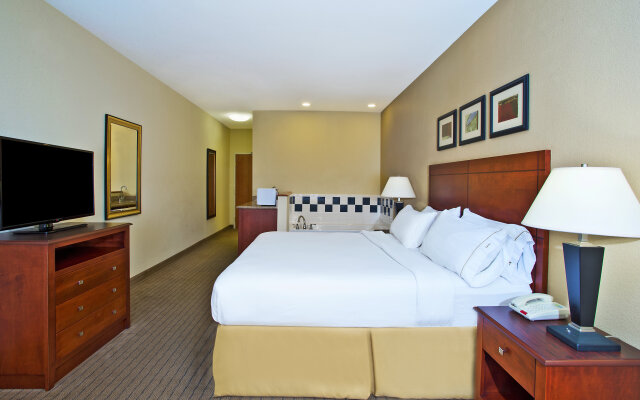 Holiday Inn Express Hotel & Suites East Lansing by IHG