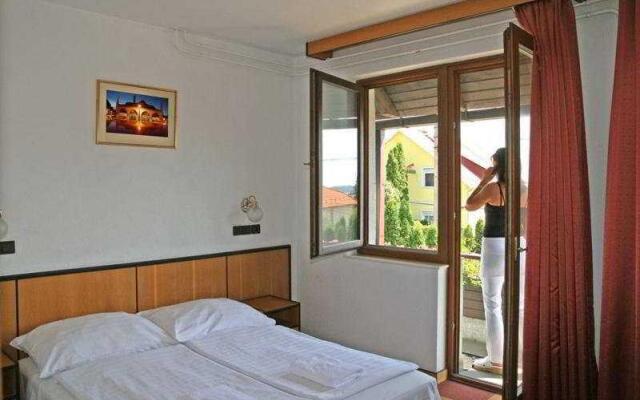 Dominika Apartmenthouse