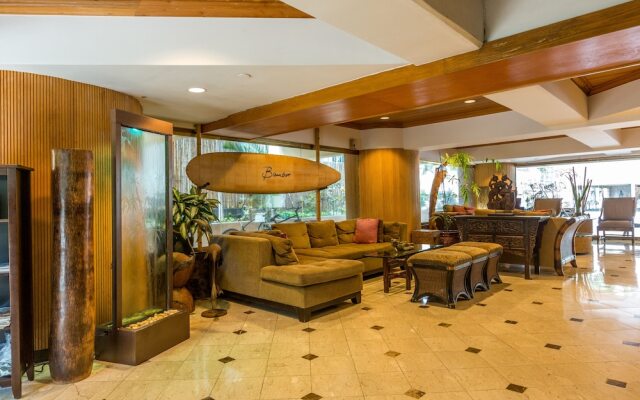 The Bamboo Waikiki 704