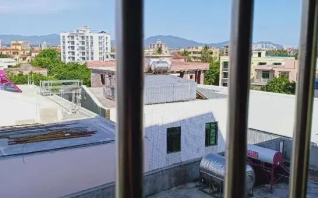 Ledong Dongchen Homestay