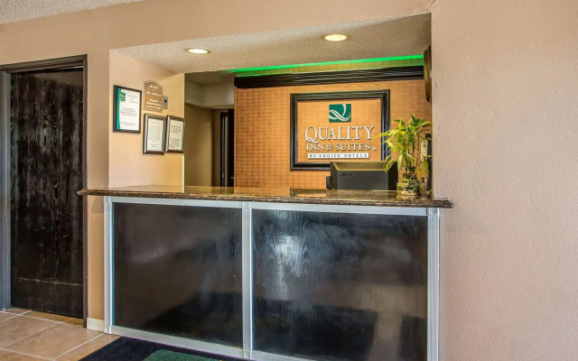 Quality Inn & Suites