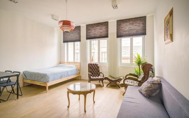The Bright Stone Lodge. Heart of Antwerp