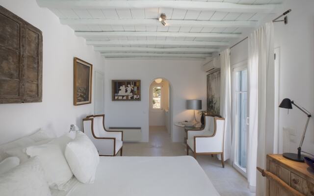 Villa Aerie - Sweeping Sea Views, Eclectic Style by Villarentalsgr
