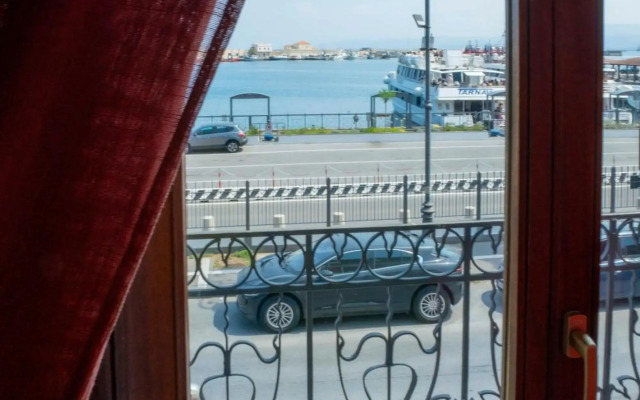 Petit Hotel