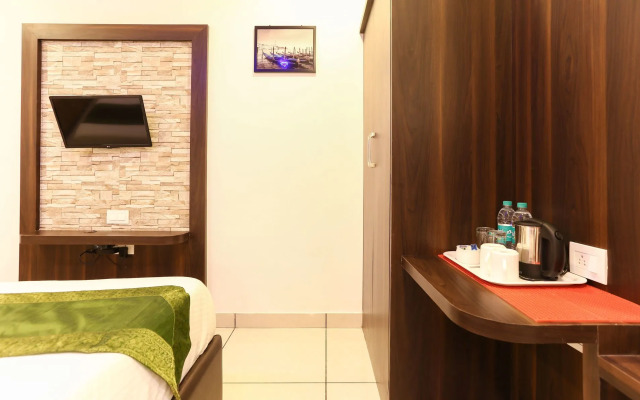 Treebo Trend Dwaraka Grand