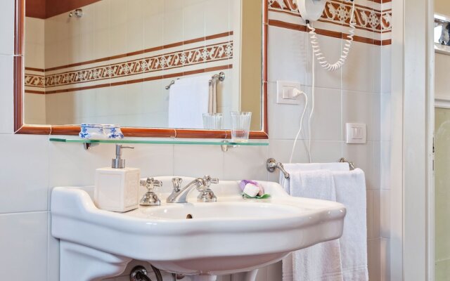 Classic Villa in Firenze with Whirlpool