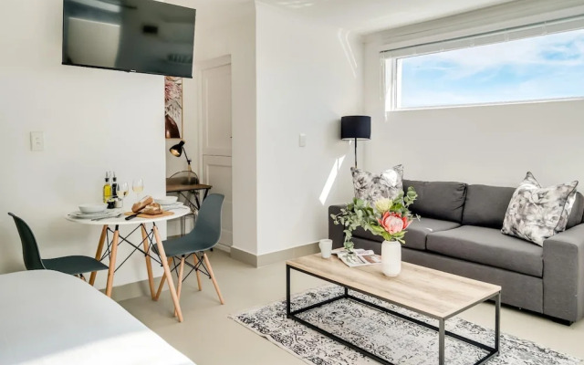 Private Secure Studio in Camps Bay The Cove