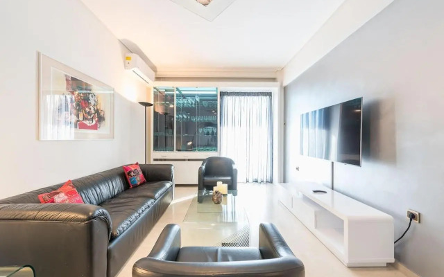 Seaside Central Apartment