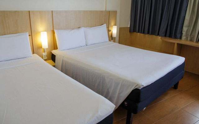 Ibis Maceio Pajucara